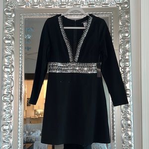 VENUS - NWT - Size 10 - Deep V-neck Cocktail Dress
